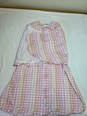 Small (3-6M) Halo Pink and Cream Floral Stripe Sleep Sack